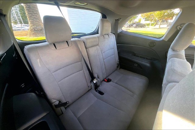 Used 2020 Honda Pilot LX image 28