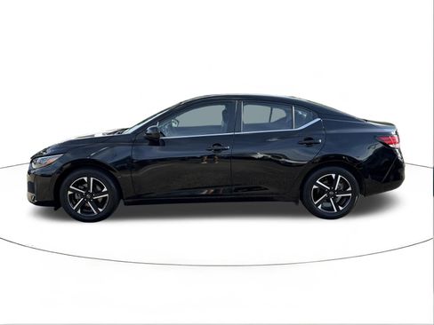 Used 2024 Nissan Sentra SV FWD image 6