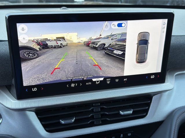 Used 2026 Ford Explorer Active RWD image 18