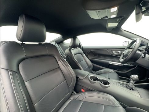 Used 2025 Ford Mustang Premium RWD image 24