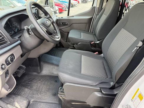 Used 2025 Ford Transit 250 Low Roof w/ Exterior Upgrade Package RWD image 23