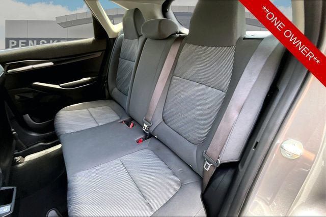 Used 2024 Kia Seltos LX AWD/4WD image 25