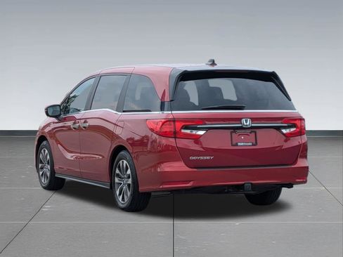 Used 2024 Honda Odyssey EX-L image 4