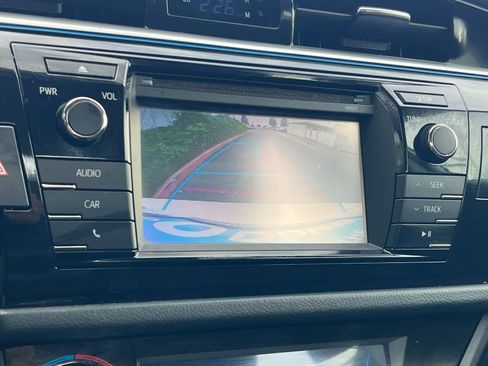 Used 2016 Toyota Corolla S FWD image 19