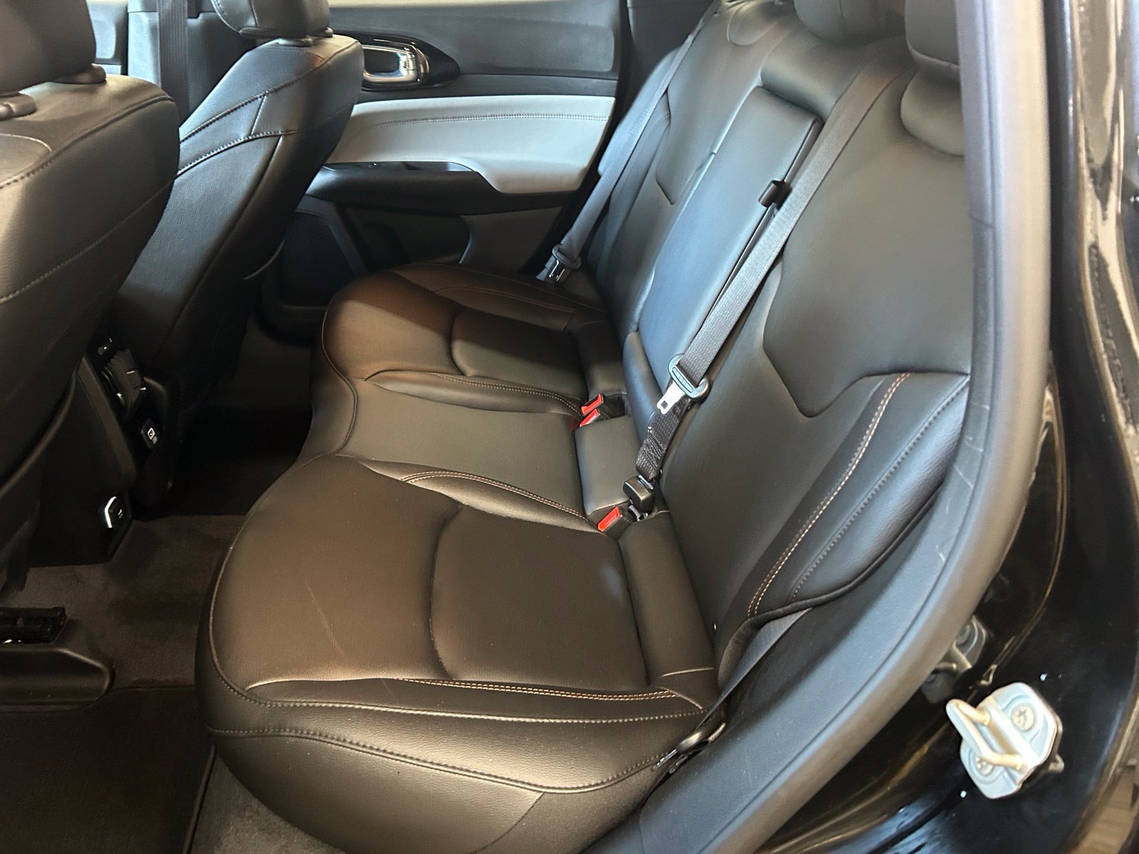 Certified 2024 Jeep Compass Limited AWD/4WD image 25