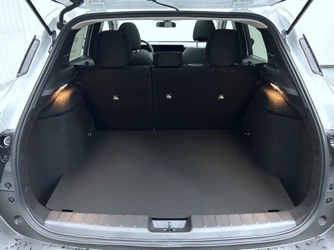 New 2026 Nissan Kicks SV w/ SV Premium Package image 9