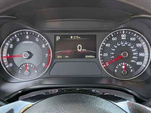 Used 2022 Kia Forte LXS FWD image 11