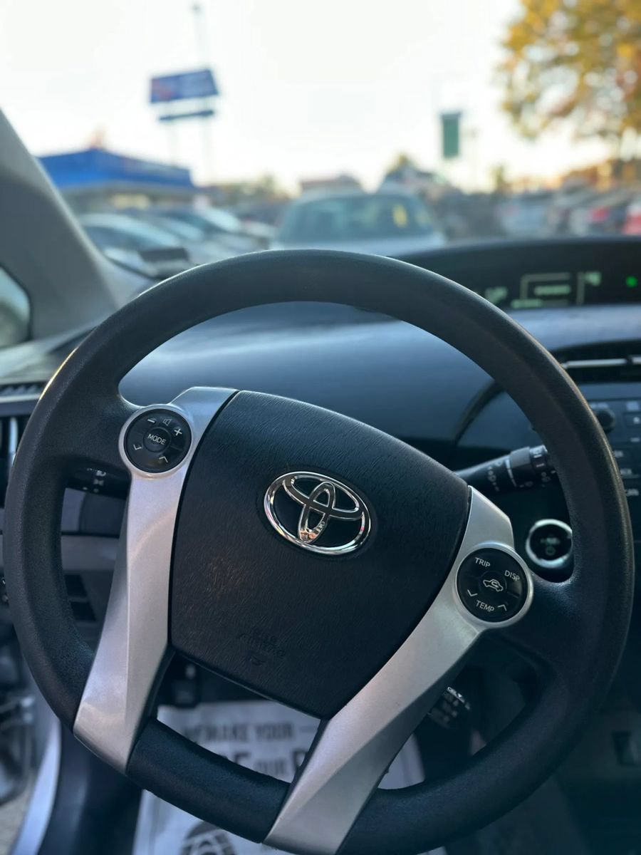 Used 2011 Toyota Prius Two FWD image 10