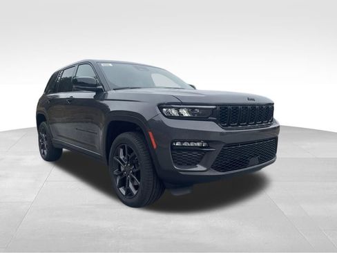 New 2025 Jeep Grand Cherokee Limited AWD/4WD image 3