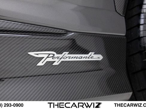 Used 2023 Lamborghini Urus Performante AWD/4WD image 18