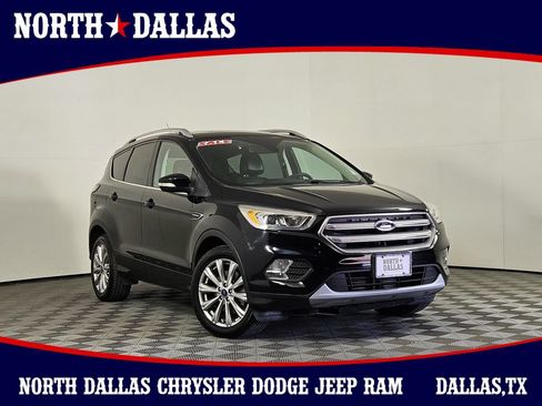 Used 2017 Ford Escape Titanium FWD image 1