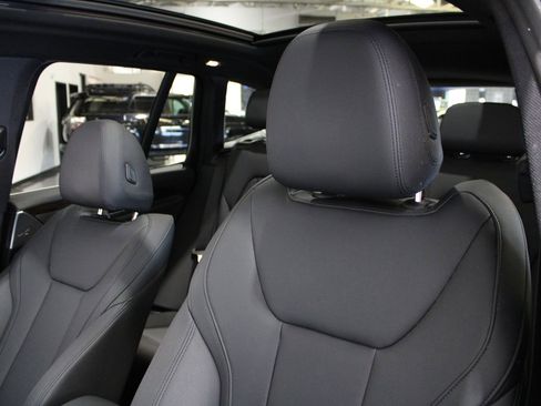 Used 2021 BMW X3 xDrive30i w/ Premium Package image 18