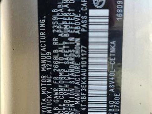 Used 2010 Toyota Camry LE image 20