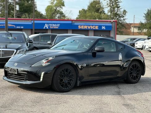 Used 2018 Nissan 370Z Touring RWD image 1