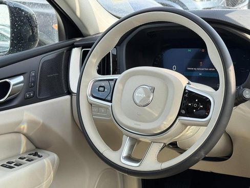 New 2026 Volvo XC60 T8 Ultra w/ Protection Package Premier image 7