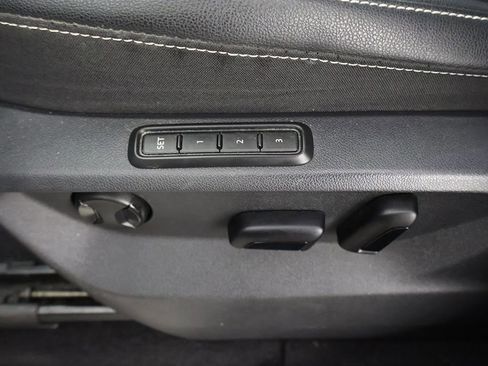 Used 2023 Volkswagen Atlas SEL image 35