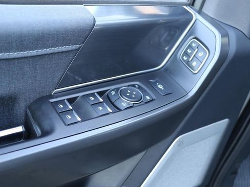 Used 2024 Ford F150 Lariat w/ Equipment Group 502A High AWD/4WD image 18
