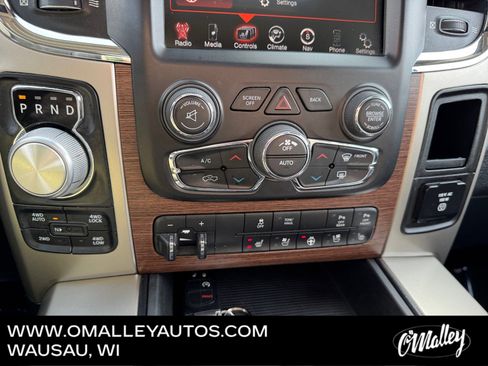 Used 2014 RAM 1500 Laramie w/ Trailer Tow Group image 21