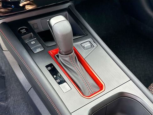 New 2026 Nissan Kicks SR image 16