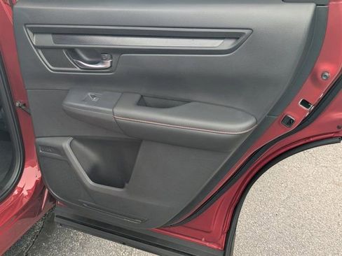 Used 2025 Honda CR-V Sport image 15