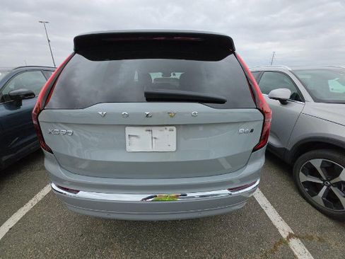 Used 2025 Volvo XC90 B6 Plus AWD/4WD image 2