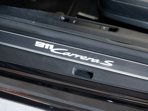 Certified 2024 Porsche 911 Carrera S RWD image 12