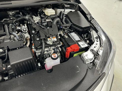 Used 2025 Toyota Corolla SE FWD image 63