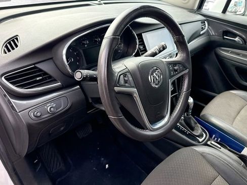 Used 2019 Buick Encore Preferred image 11