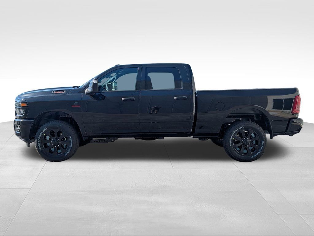 New 2026 RAM 2500 Big Horn AWD/4WD image 3