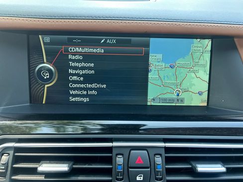 Used 2012 BMW 750Li xDrive AWD/4WD image 22