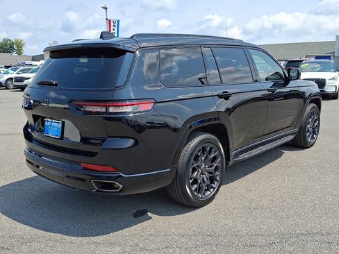 Used 2025 Jeep Grand Cherokee L Summit AWD/4WD image 6