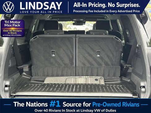 Used 2025 Rivian R1S Premium AWD/4WD image 17