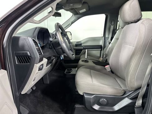 Used 2019 Ford F150 XLT image 11