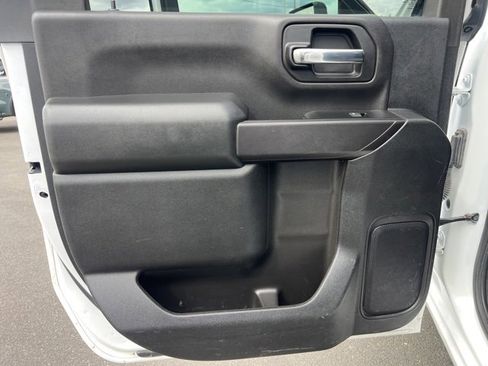 Used 2022 Chevrolet Silverado 2500 LT w/ Convenience Package image 27