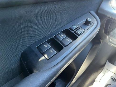 Used 2016 Subaru Outback 2.5i image 38