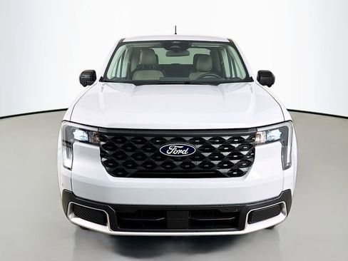 New 2026 Ford Maverick Lariat image 2