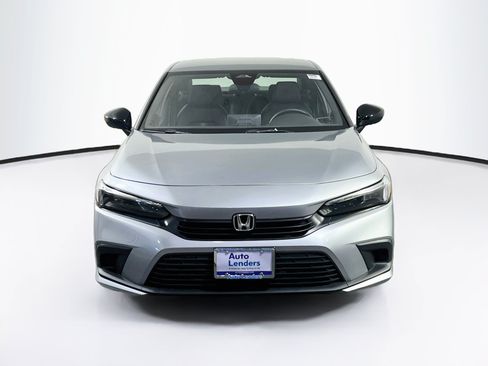 Used 2023 Honda Civic Sport image 2