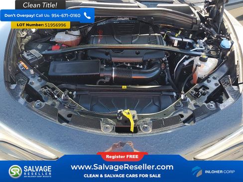 Used 2018 Alfa Romeo Stelvio AWD w/ Cold Weather Package image 16