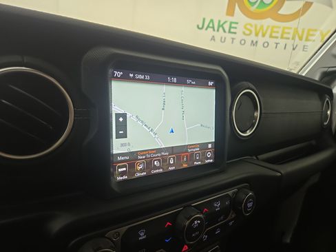 Used 2020 Jeep Gladiator Overland image 20