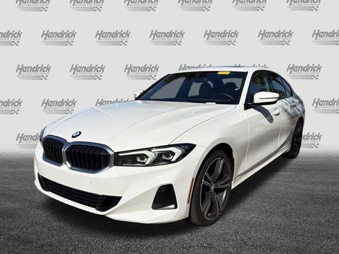 Certified 2023 BMW 330i xDrive Sedan w/ Premium Package AWD/4WD image 5