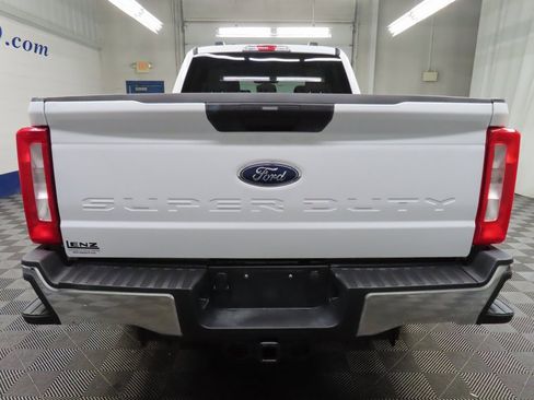 Used 2024 Ford F250 XLT image 33