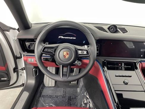 New 2026 Porsche Panamera image 40