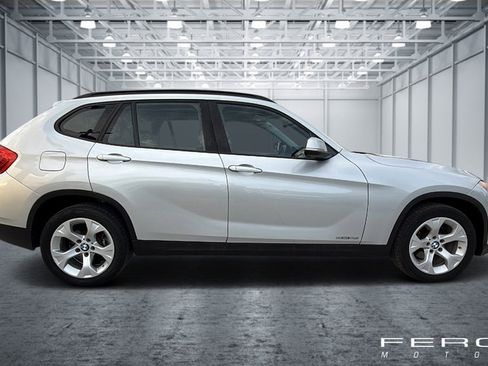 Used 2015 BMW X1 sDrive28i image 6