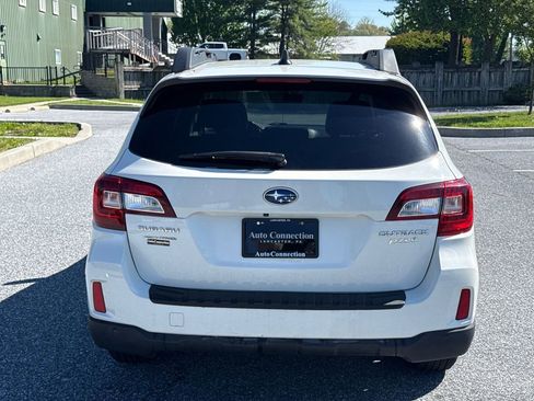 Used 2017 Subaru Outback 2.5i Limited AWD/4WD image 7
