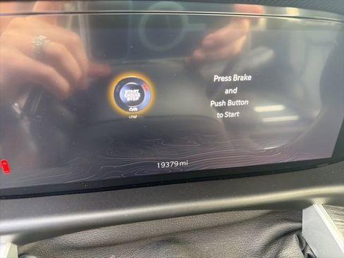 Used 2023 Jeep Wagoneer Series II w/ Premium Group I image 5