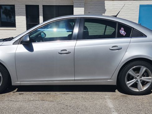Used 2013 Chevrolet Cruze LT FWD image 8