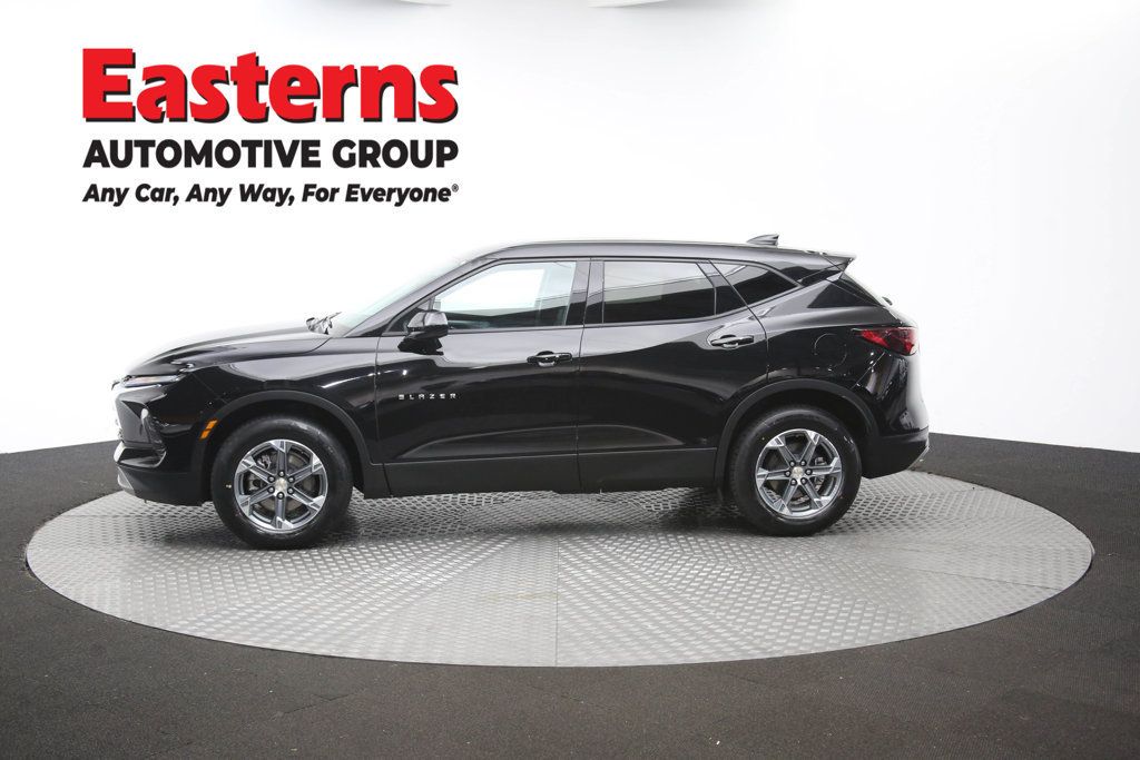 Used 2025 Chevrolet Blazer LT FWD image 61