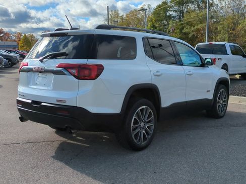 Used 2017 GMC Acadia SLT image 8