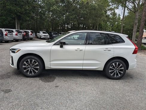 New 2025 Volvo XC60 B5 Plus w/ Protection Package Premier image 7