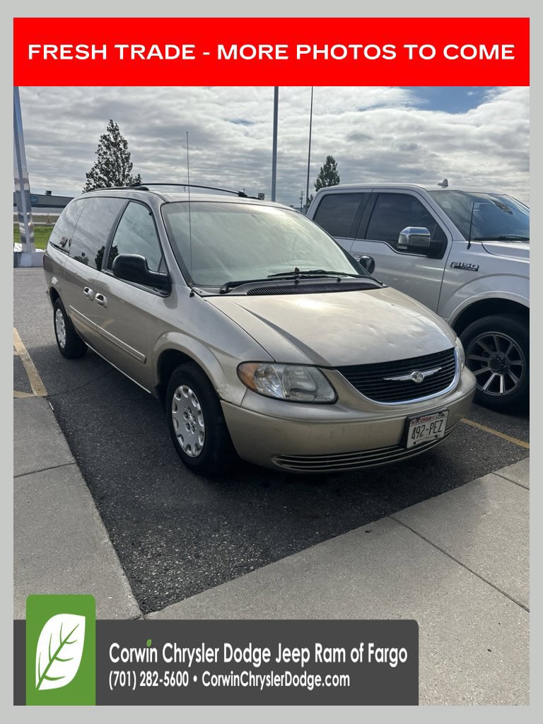 Used 2004 Chrysler Town & Country LX w/ Popular Equipment Group FWD 360° Tour